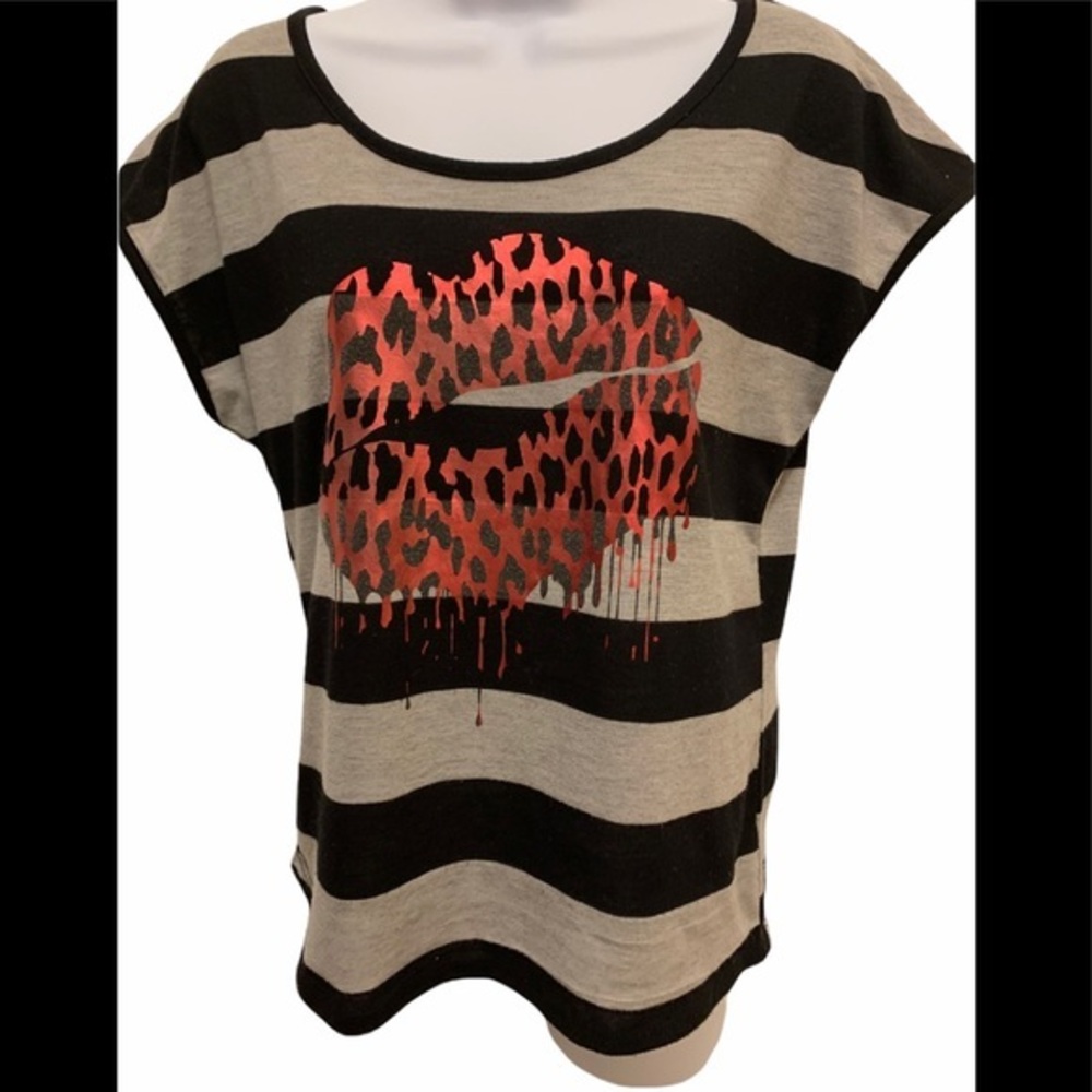 No Boundaries High Low Top